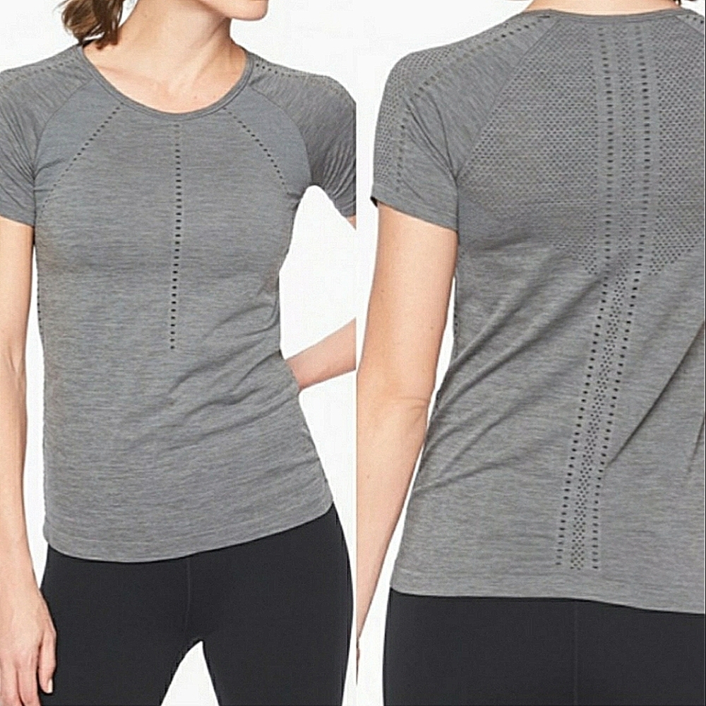 Athleta Foothill Heather Gray Tee Scoop Neck Short Sleeve Workout Gym Athletic M